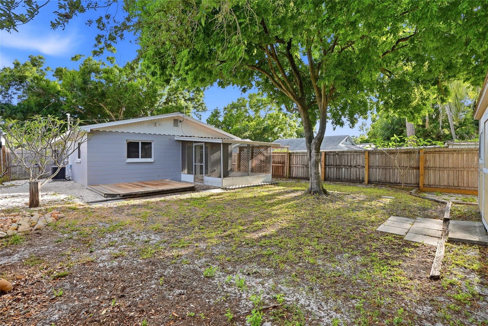Image 28 of 34 For 5211 7th Avenue N