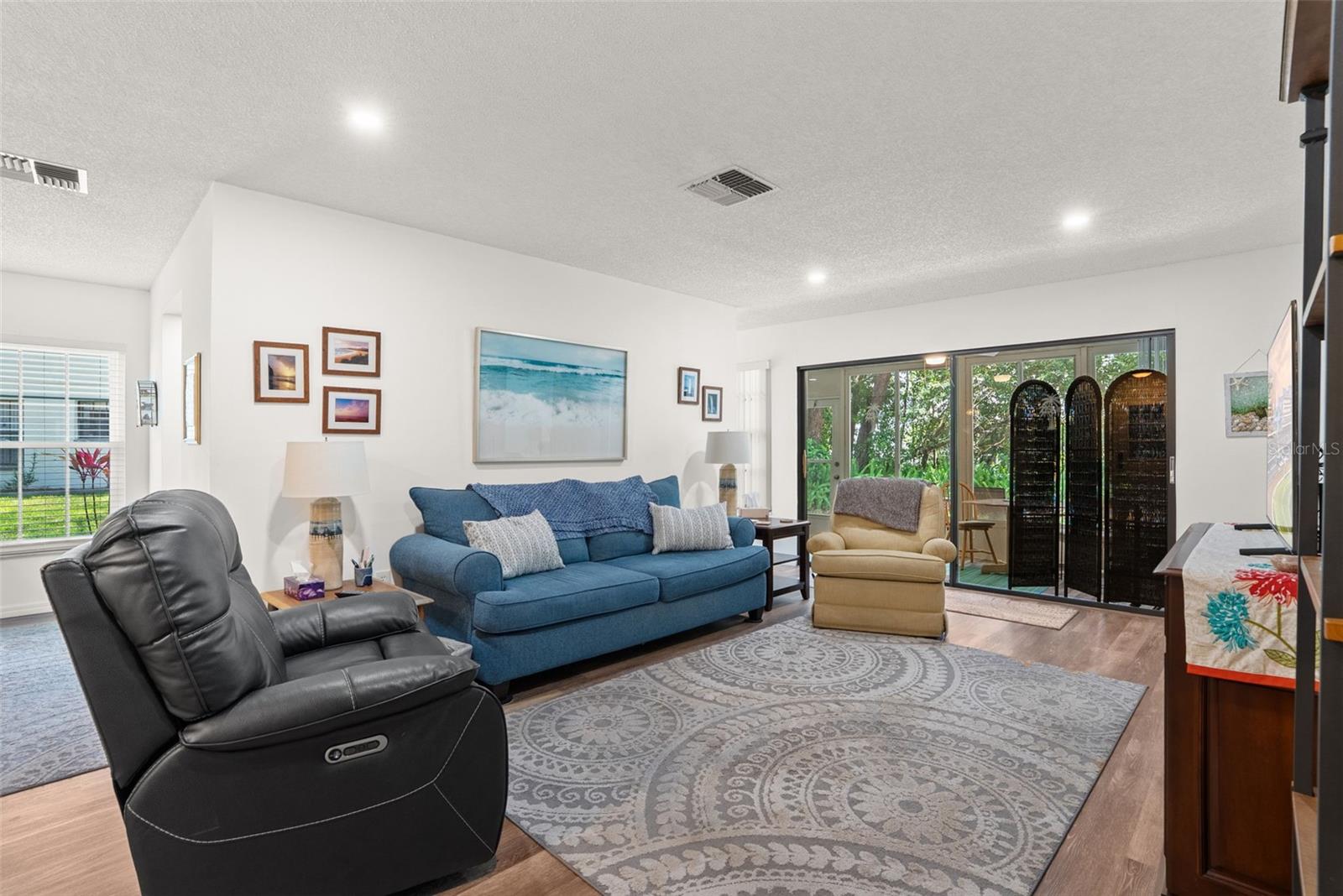 Image 10 of 45 For 2123 Sea Pines Court