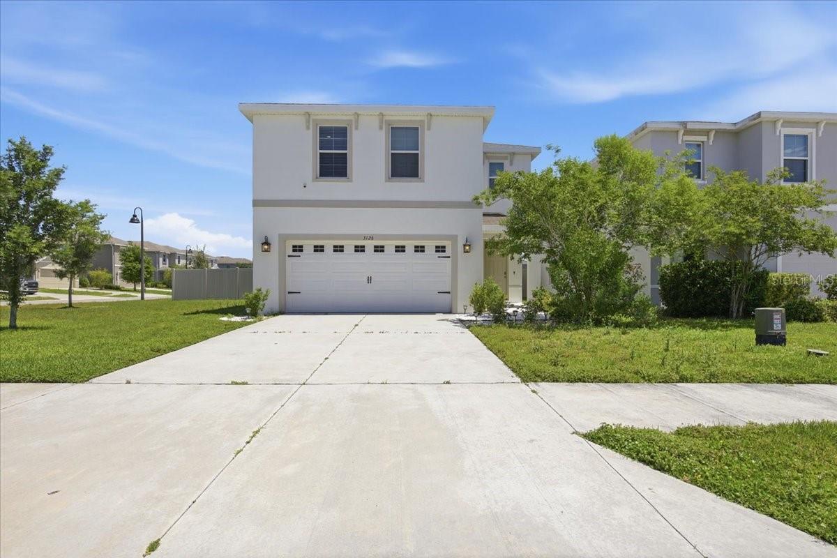 Image 2 of 51 For 3126 Suncoast Blend Drive