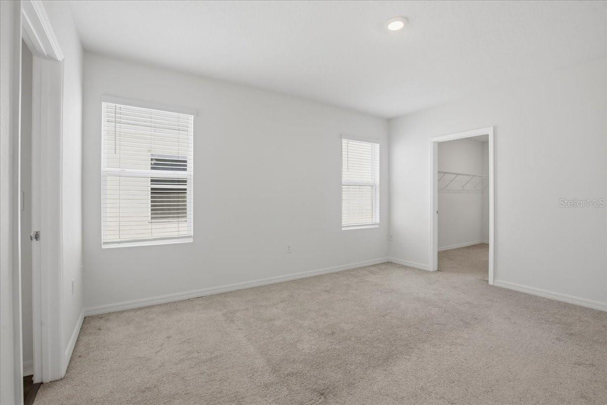 Image 33 of 51 For 3126 Suncoast Blend Drive