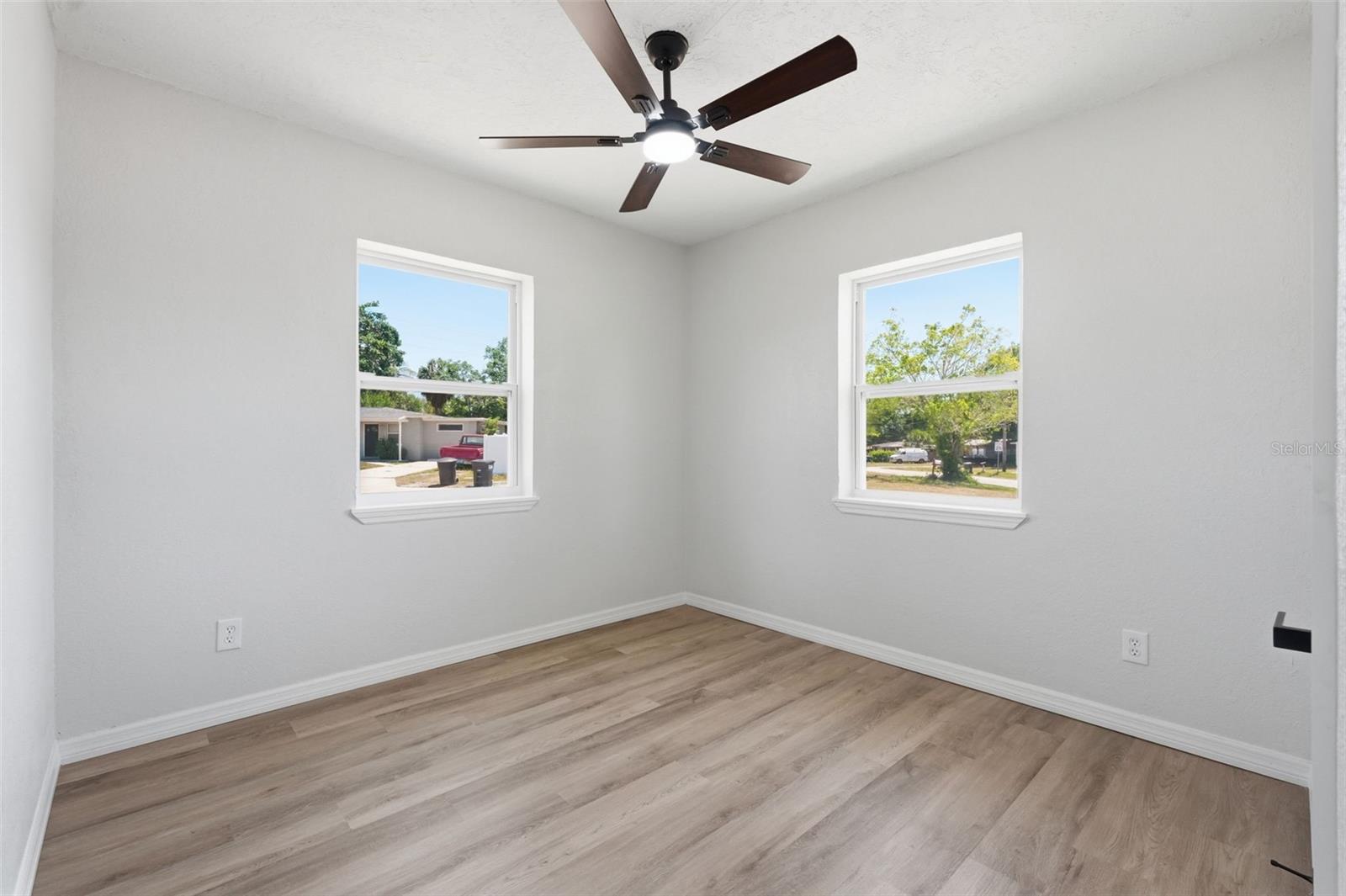 Image 20 of 28 For 1601 Stevensons Drive