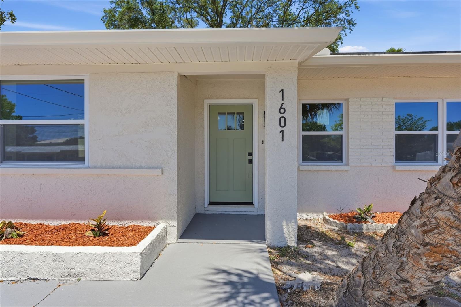 Image 3 of 28 For 1601 Stevensons Drive