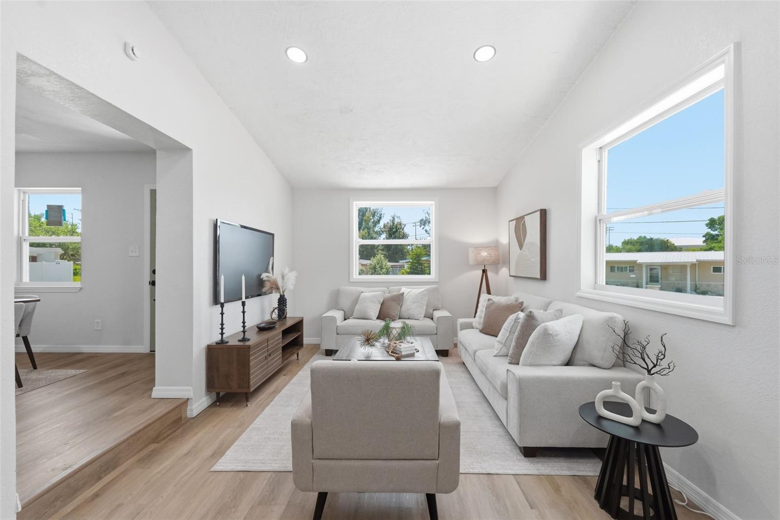 Image 8 of 28 For 1601 Stevensons Drive