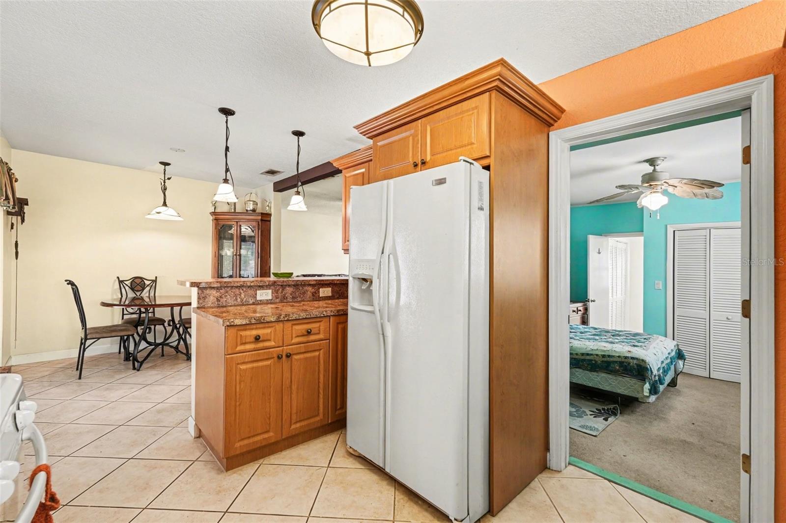 Image 13 of 39 For 7815 Woodlynne Avenue