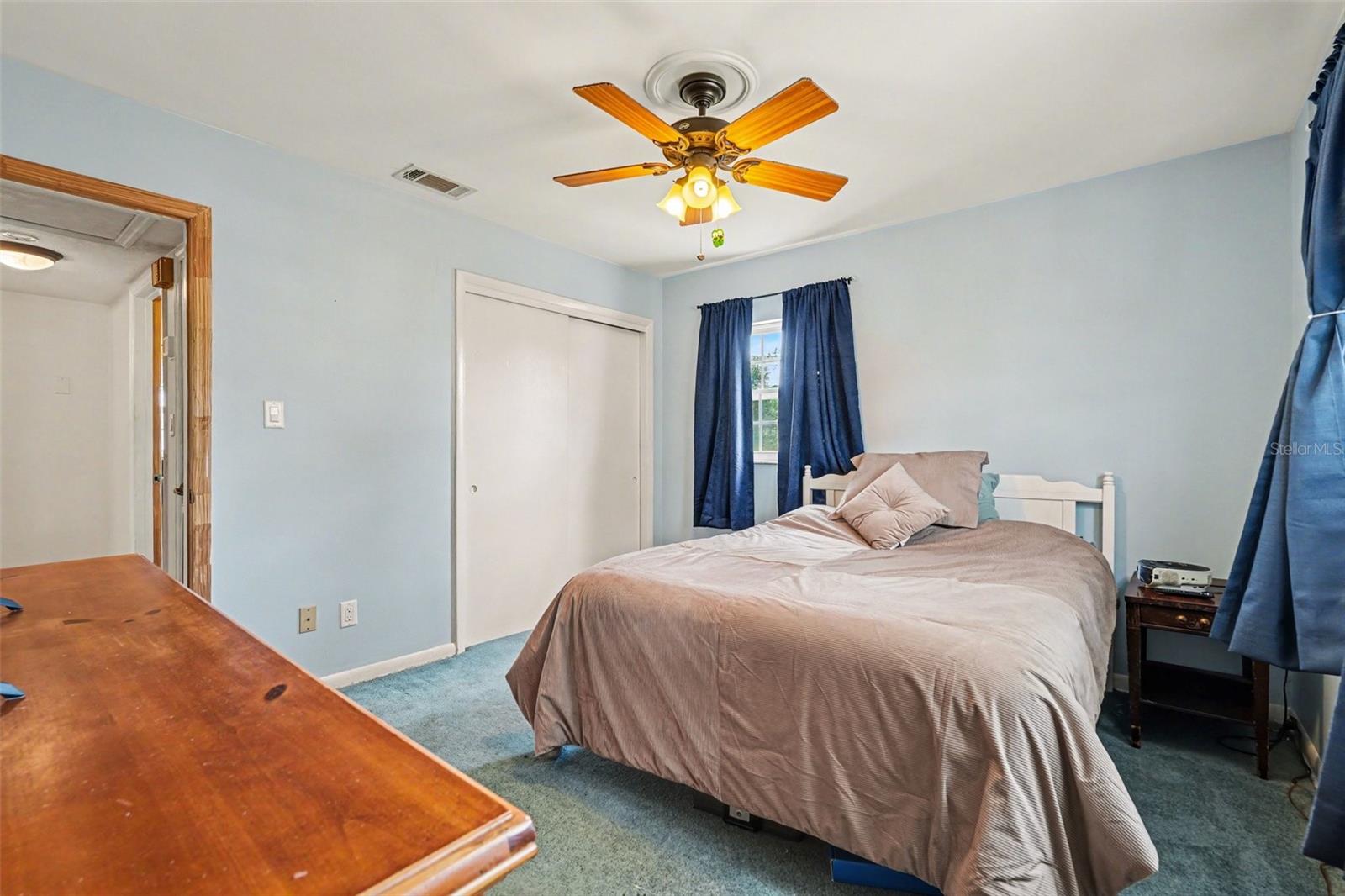 Image 15 of 39 For 7815 Woodlynne Avenue