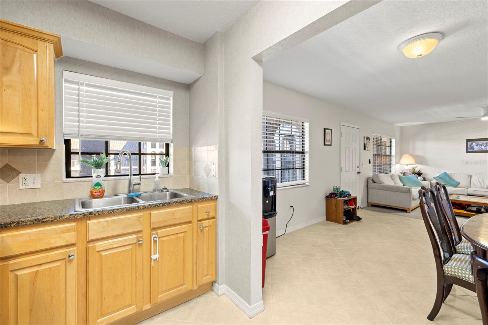 Image 11 of 29 For 6100 Gulfport Boulevard S 414