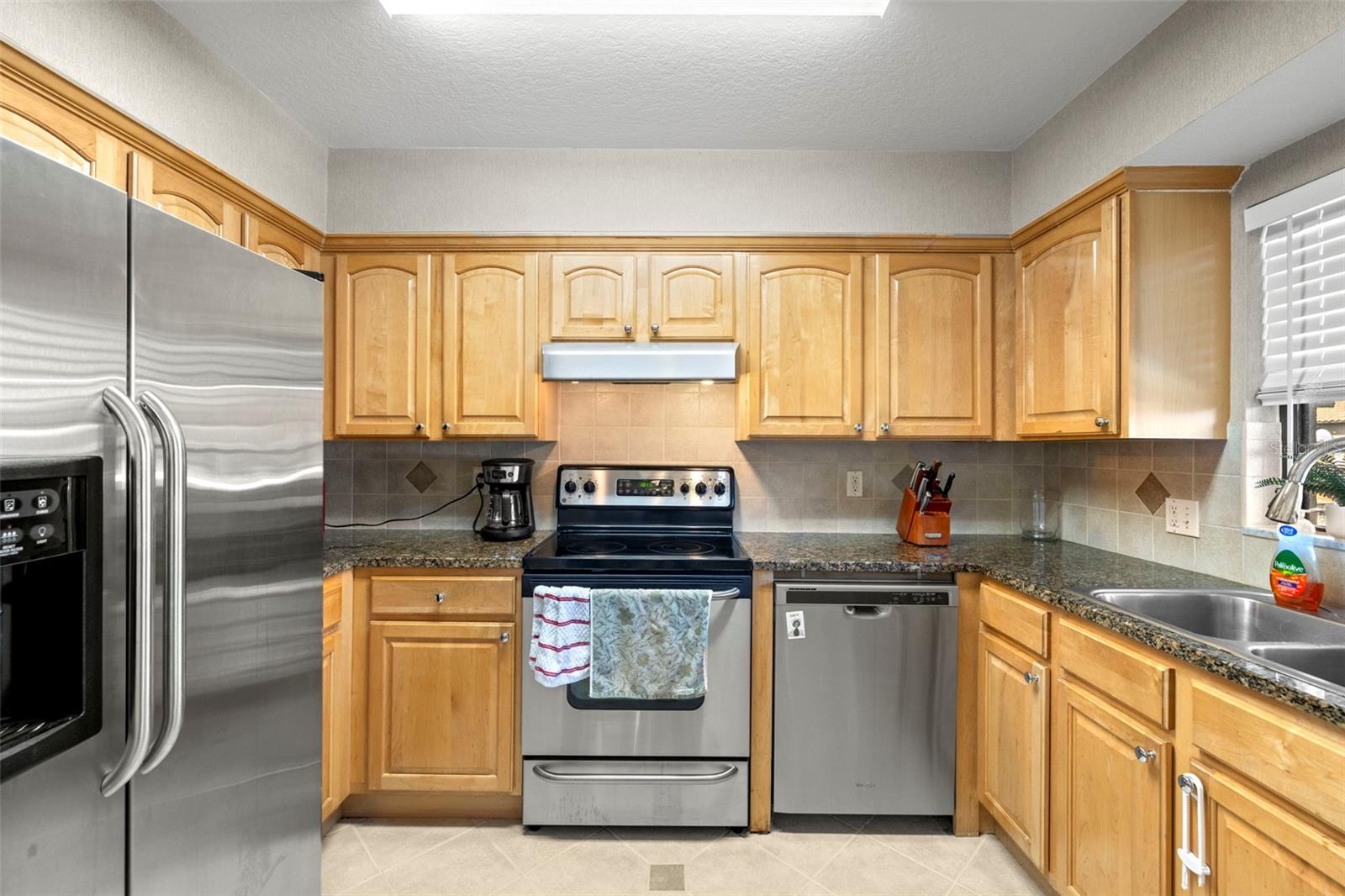 Image 12 of 29 For 6100 Gulfport Boulevard S 414