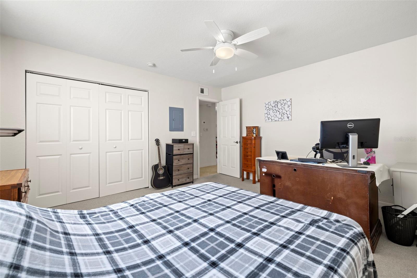 Image 15 of 29 For 6100 Gulfport Boulevard S 414