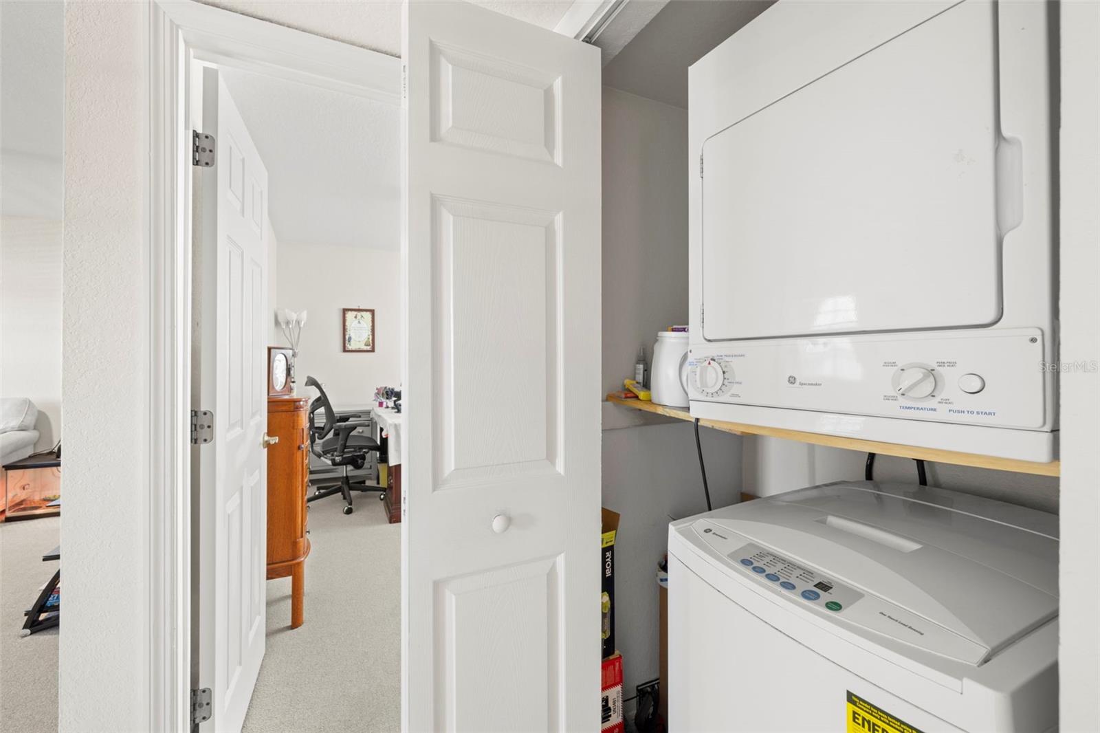 Image 18 of 29 For 6100 Gulfport Boulevard S 414