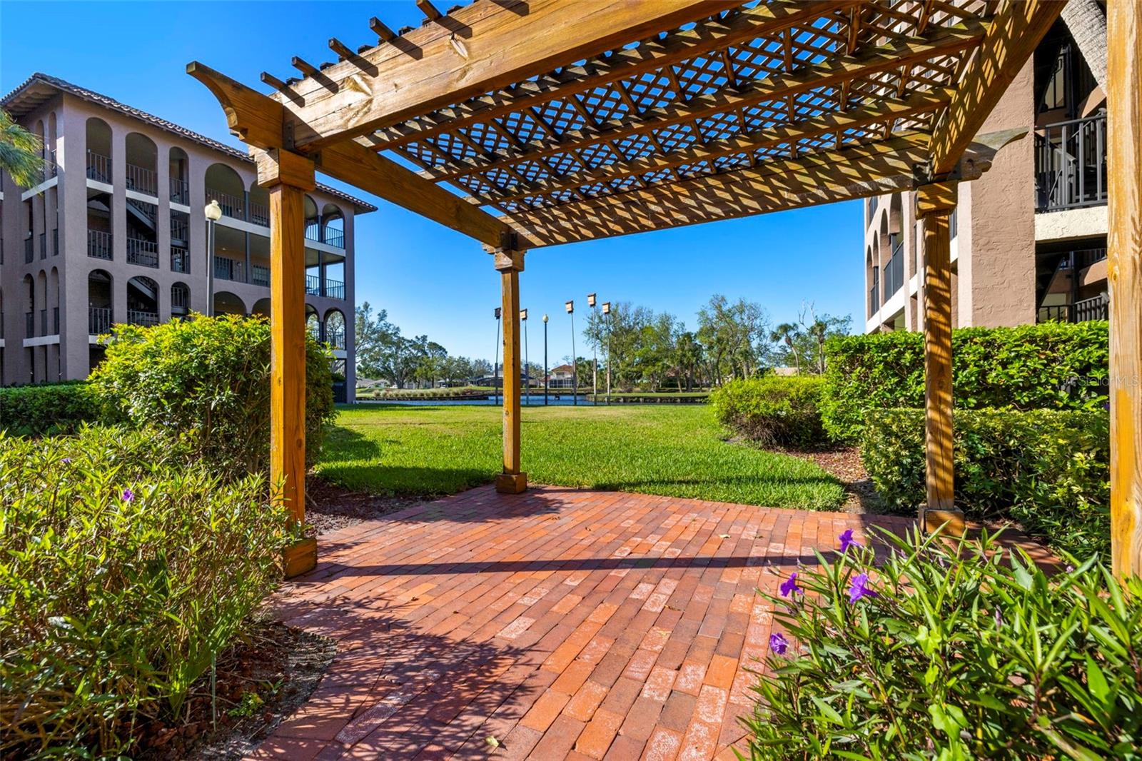 Image 28 of 29 For 6100 Gulfport Boulevard S 414