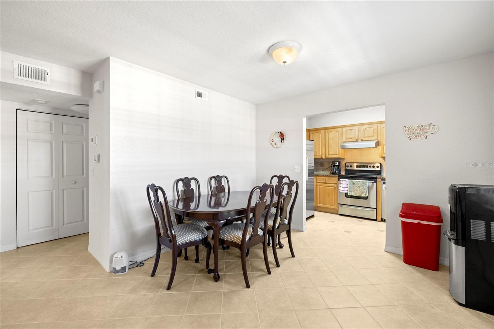 Image 7 of 29 For 6100 Gulfport Boulevard S 414