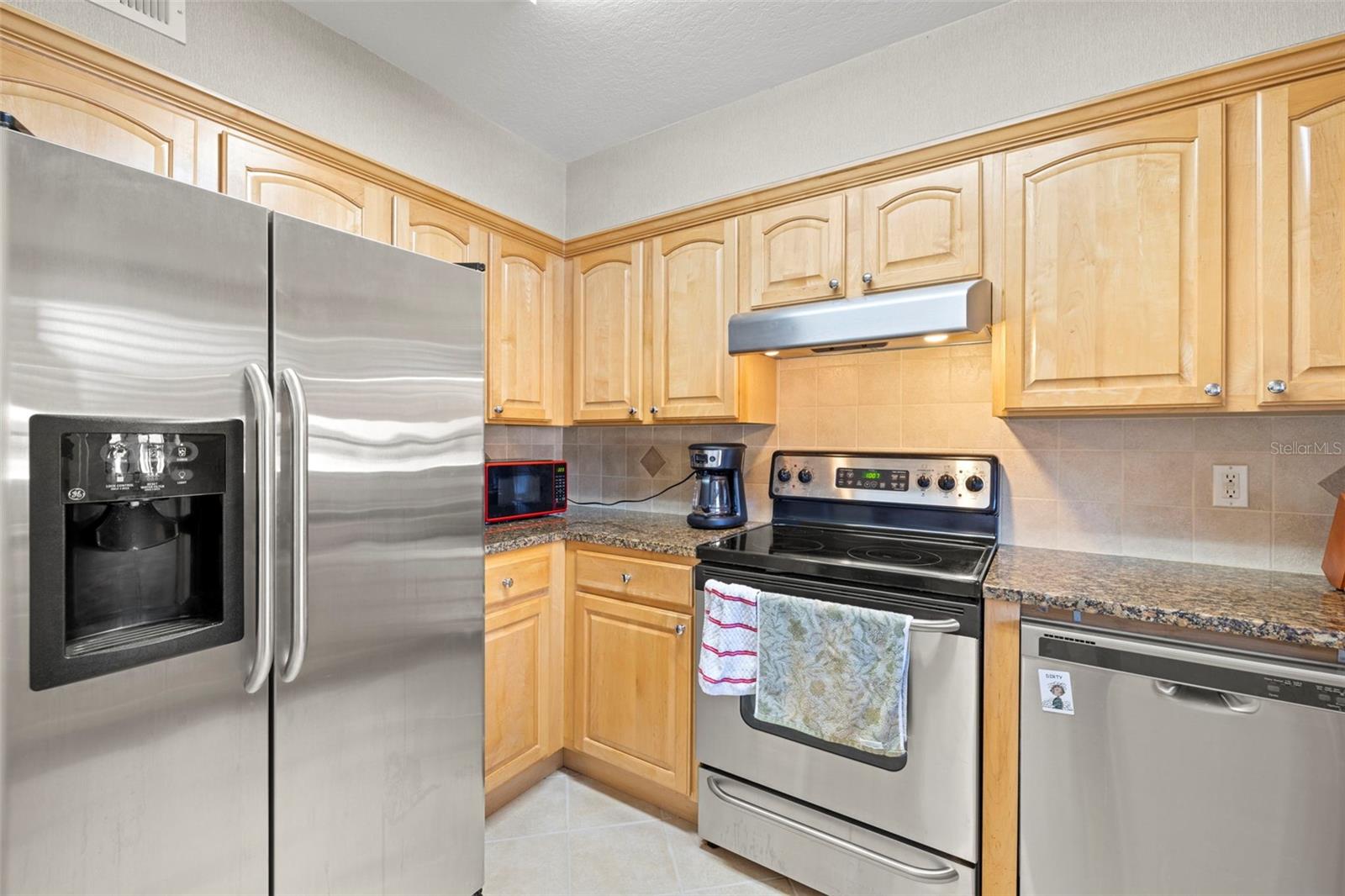 Image 8 of 29 For 6100 Gulfport Boulevard S 414