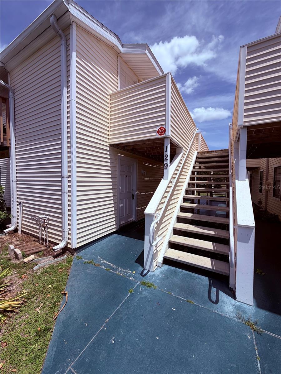 Image 2 of 57 For 129 Camphor Circle F