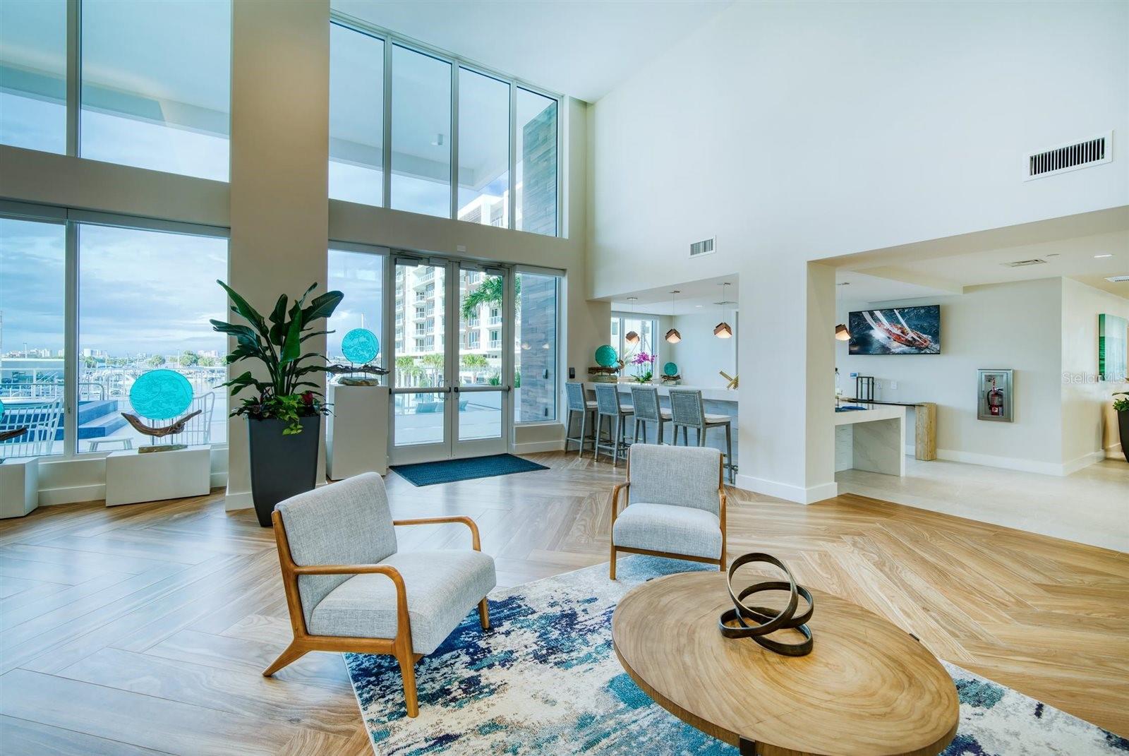 Image 3 of 38 For 900 Osceola Avenue 401