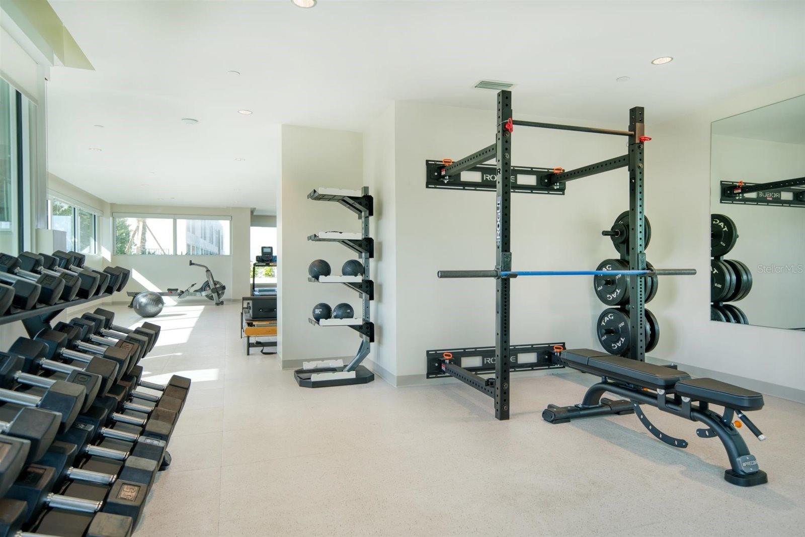 Image 4 of 38 For 900 Osceola Avenue 401