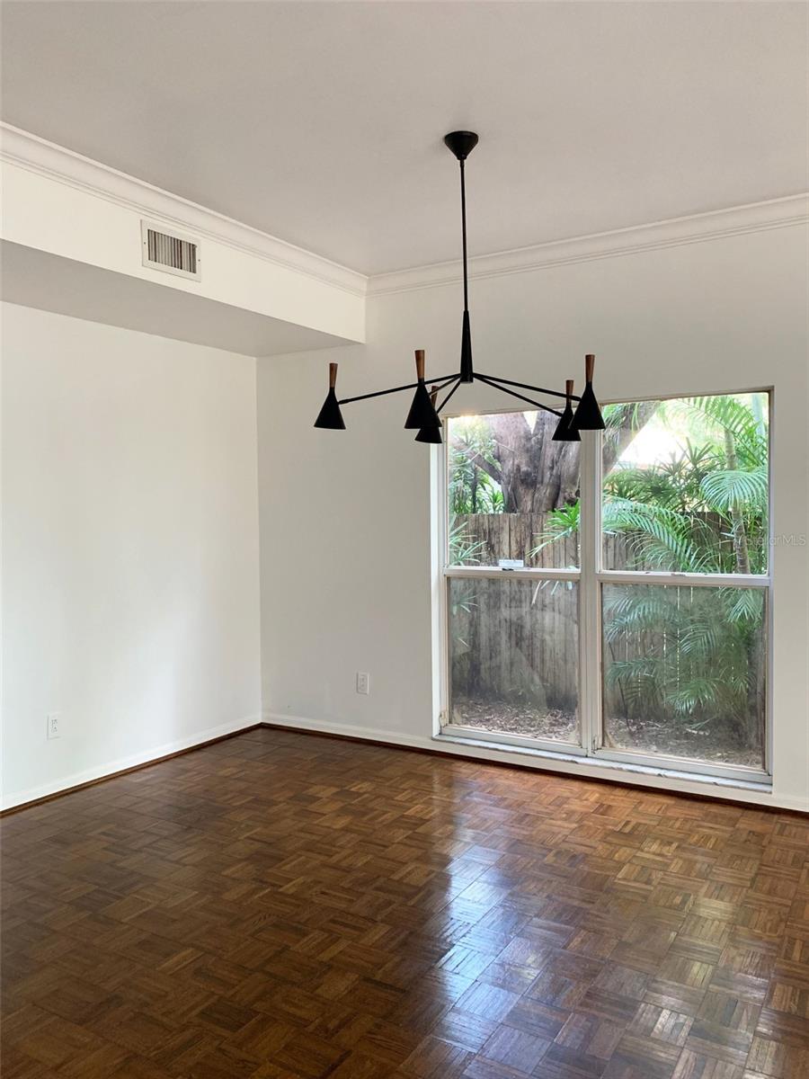 Image 7 of 17 For 1506 Bay Villa Place A