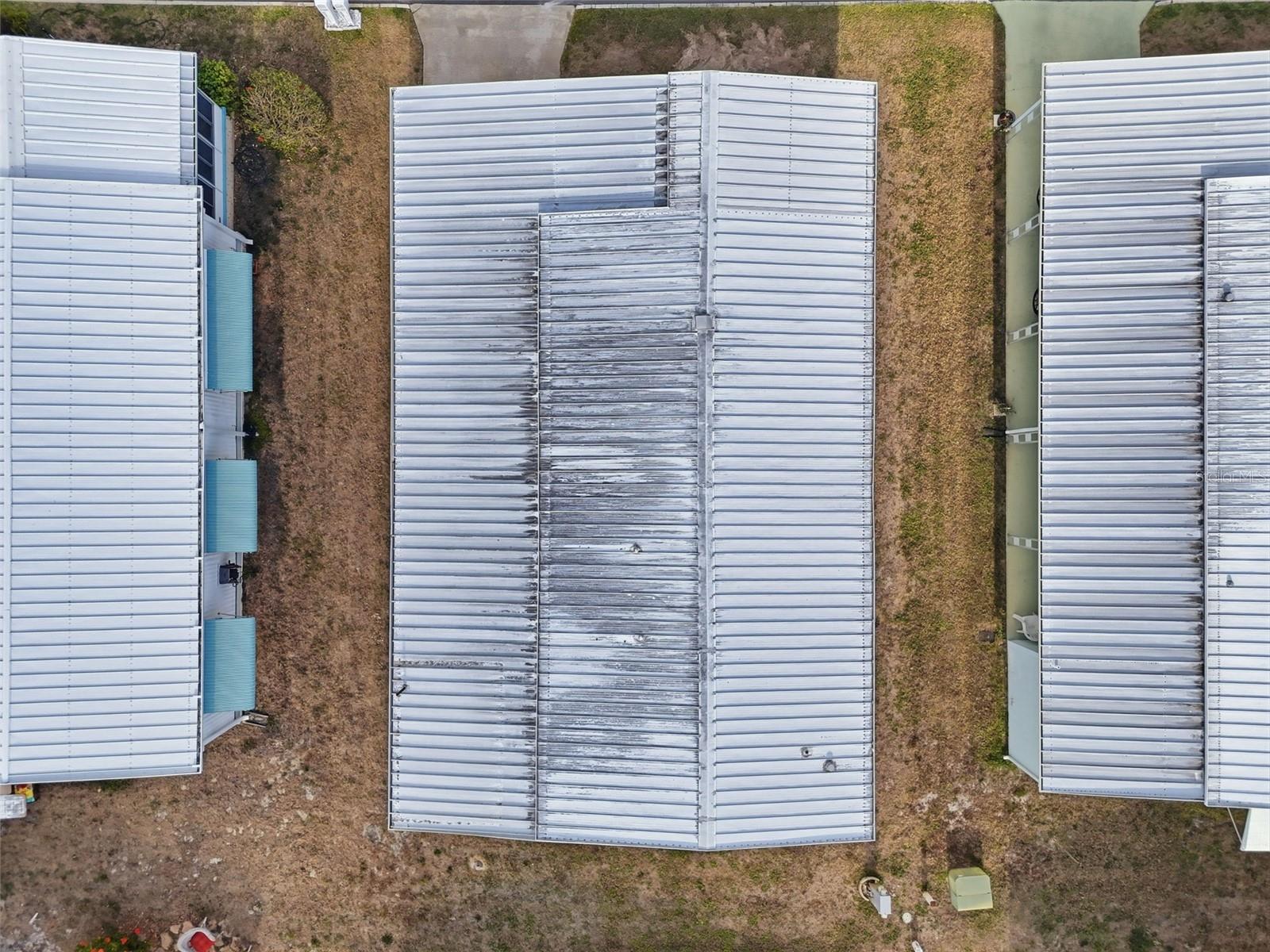 Listing photo id 20 for 2049 Manoa Drive