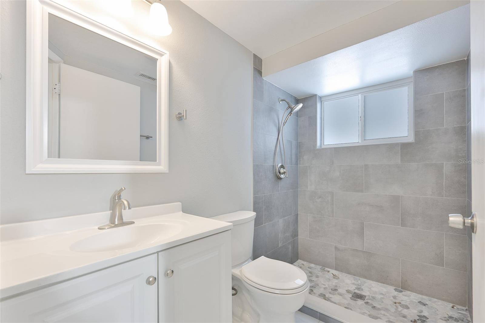 Image 16 of 32 For 5637 Golden Nugget Drive