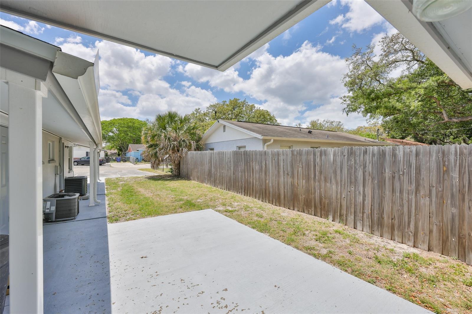 Image 22 of 32 For 5637 Golden Nugget Drive