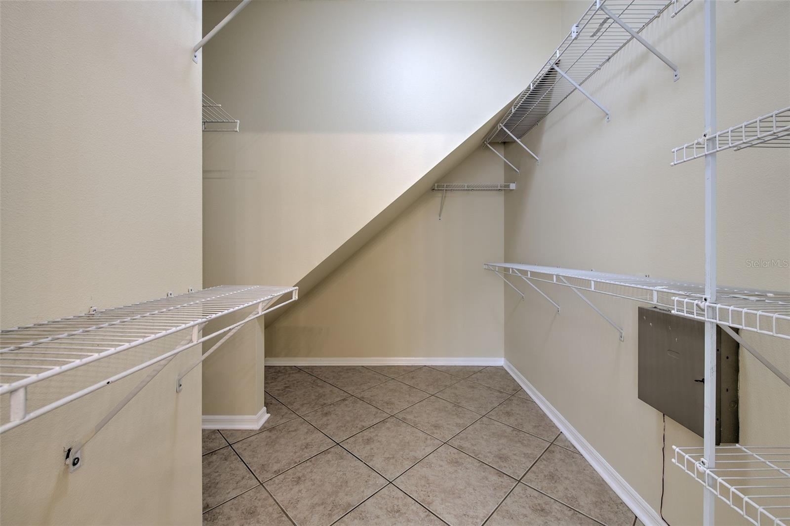 Image 18 of 34 For 27601 Baybrook Loop