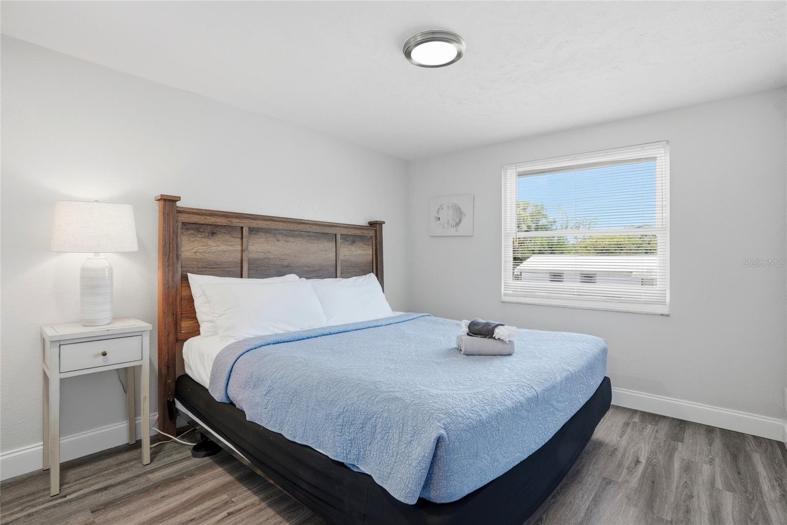 Image 26 of 38 For 721 Village Place