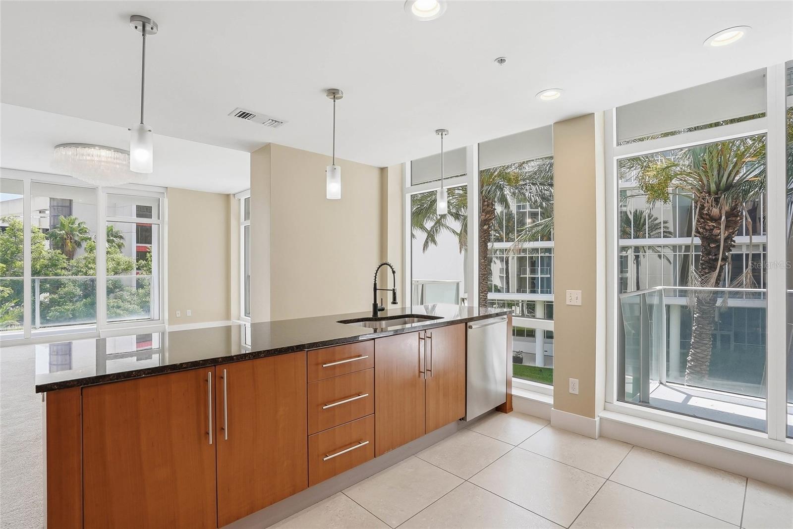 Image 19 of 44 For 175 1st Street S 303