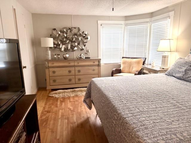 Image 11 of 27 For 15010 113th Avenue N 53