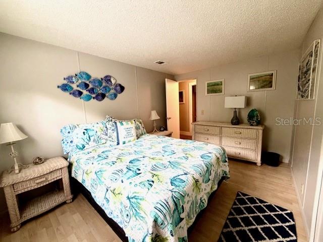 Image 18 of 27 For 15010 113th Avenue N 53