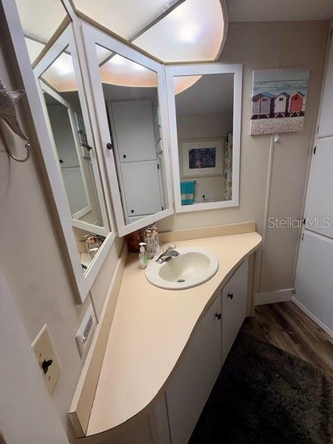 Image 22 of 27 For 15010 113th Avenue N 53