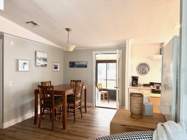 Image 6 of 27 For 15010 113th Avenue N 53