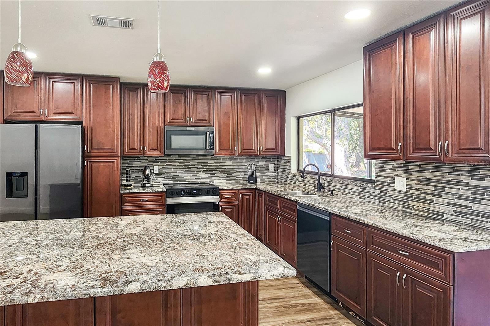 Image 10 of 31 For 16169 Gardendale Drive