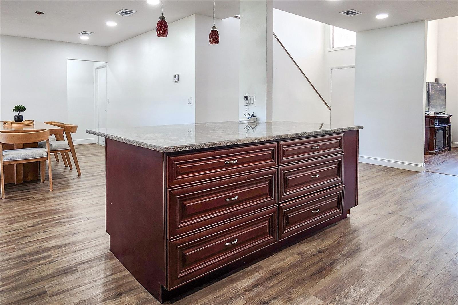 Image 11 of 31 For 16169 Gardendale Drive