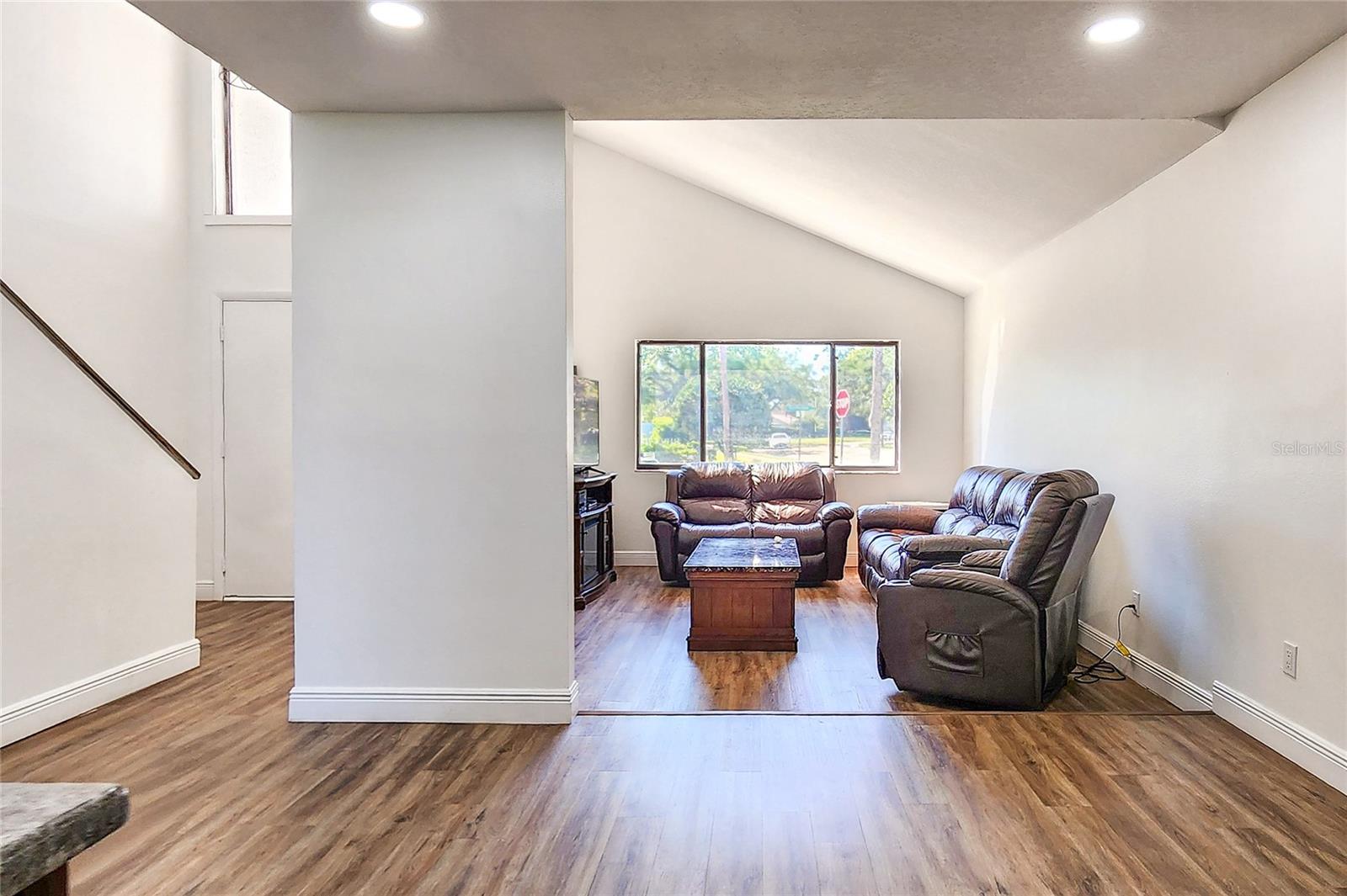 Image 15 of 31 For 16169 Gardendale Drive