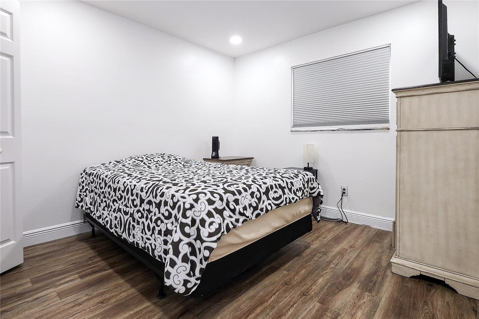 Image 23 of 31 For 16169 Gardendale Drive