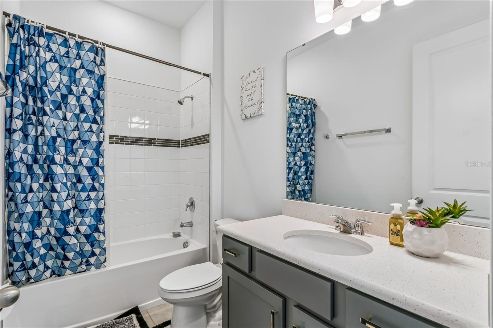 Image 34 of 79 For 19129 Planetree Street