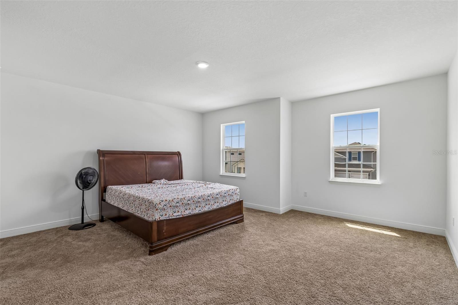 Image 42 of 79 For 19129 Planetree Street