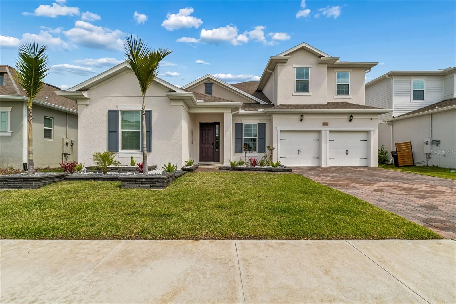 Image 47 of 79 For 19129 Planetree Street