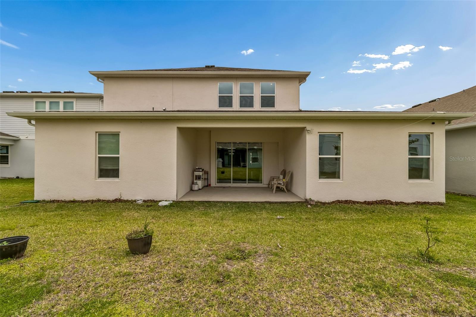 Image 61 of 79 For 19129 Planetree Street