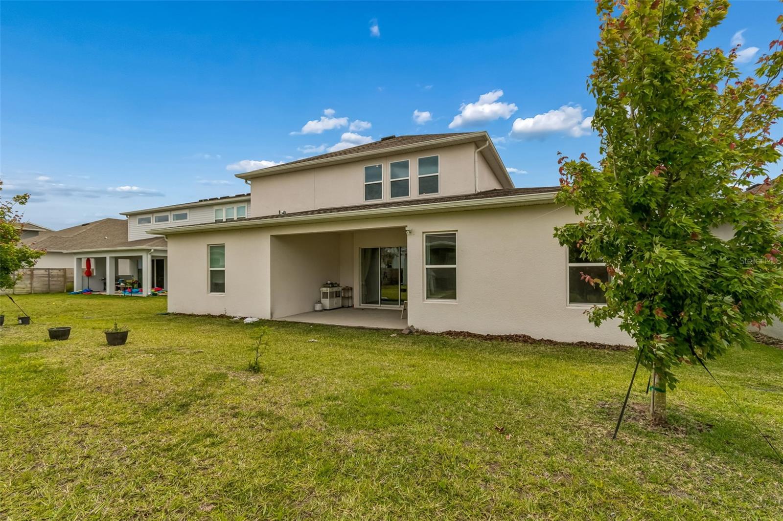 Image 62 of 79 For 19129 Planetree Street