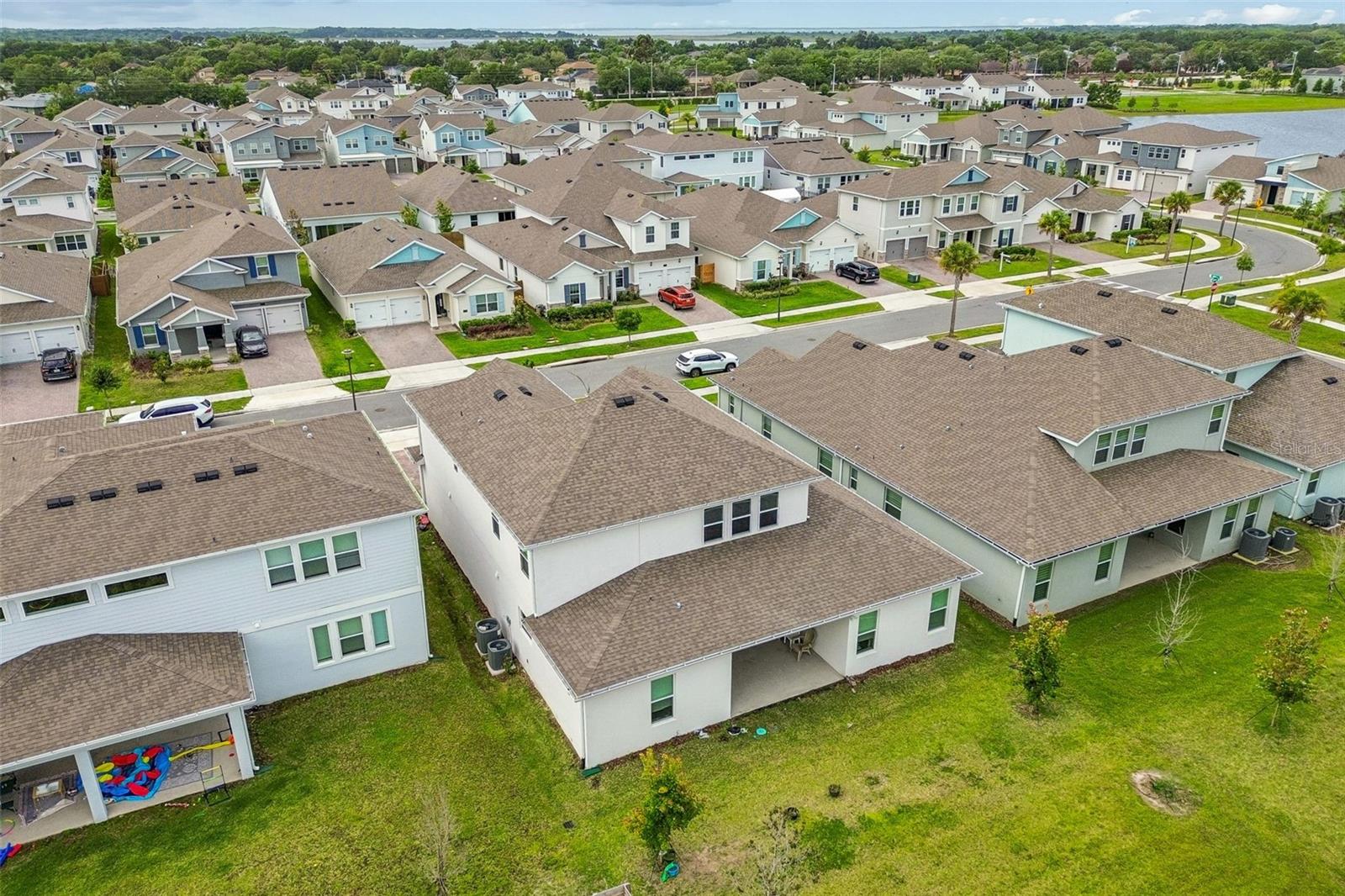 Image 65 of 79 For 19129 Planetree Street