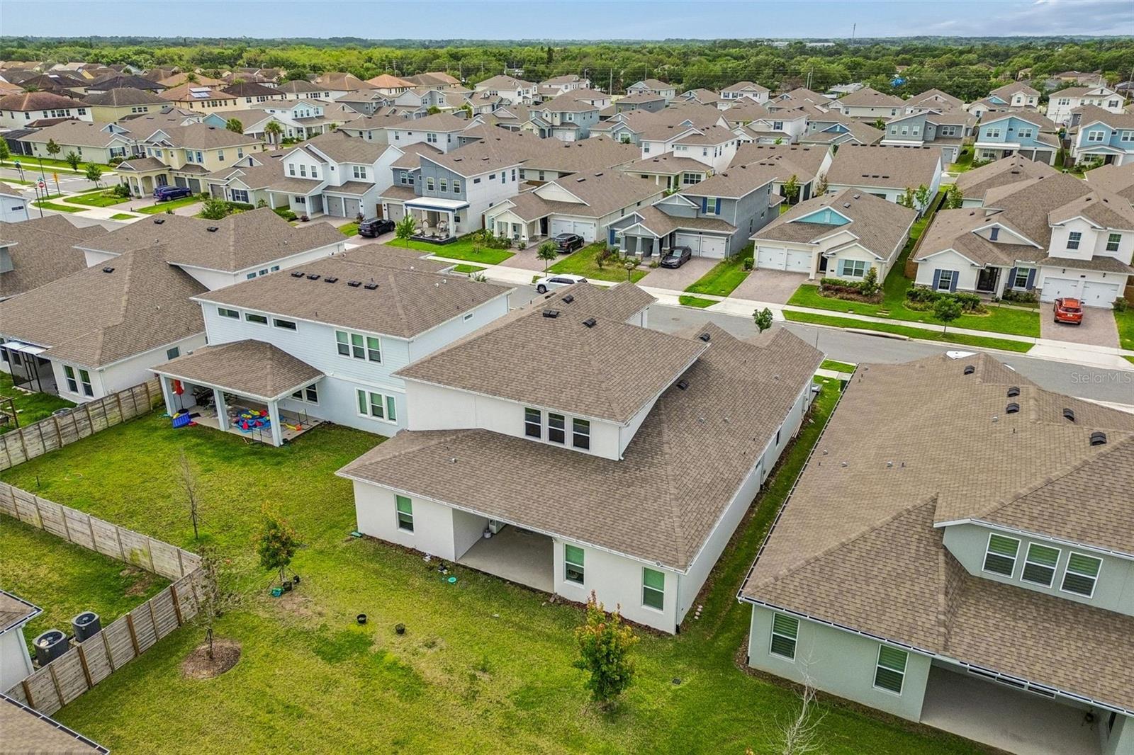 Image 66 of 79 For 19129 Planetree Street