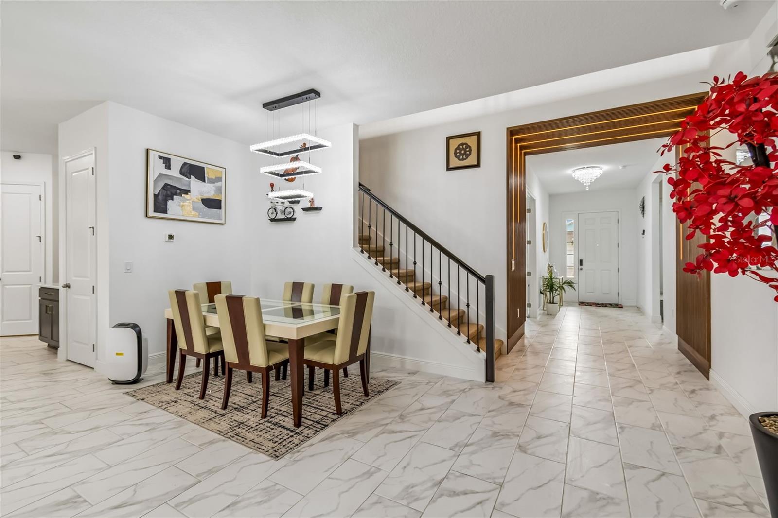 Image 8 of 79 For 19129 Planetree Street