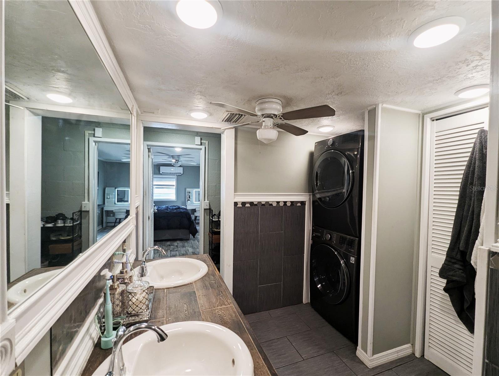 Image 12 of 28 For 97 Risher Avenue