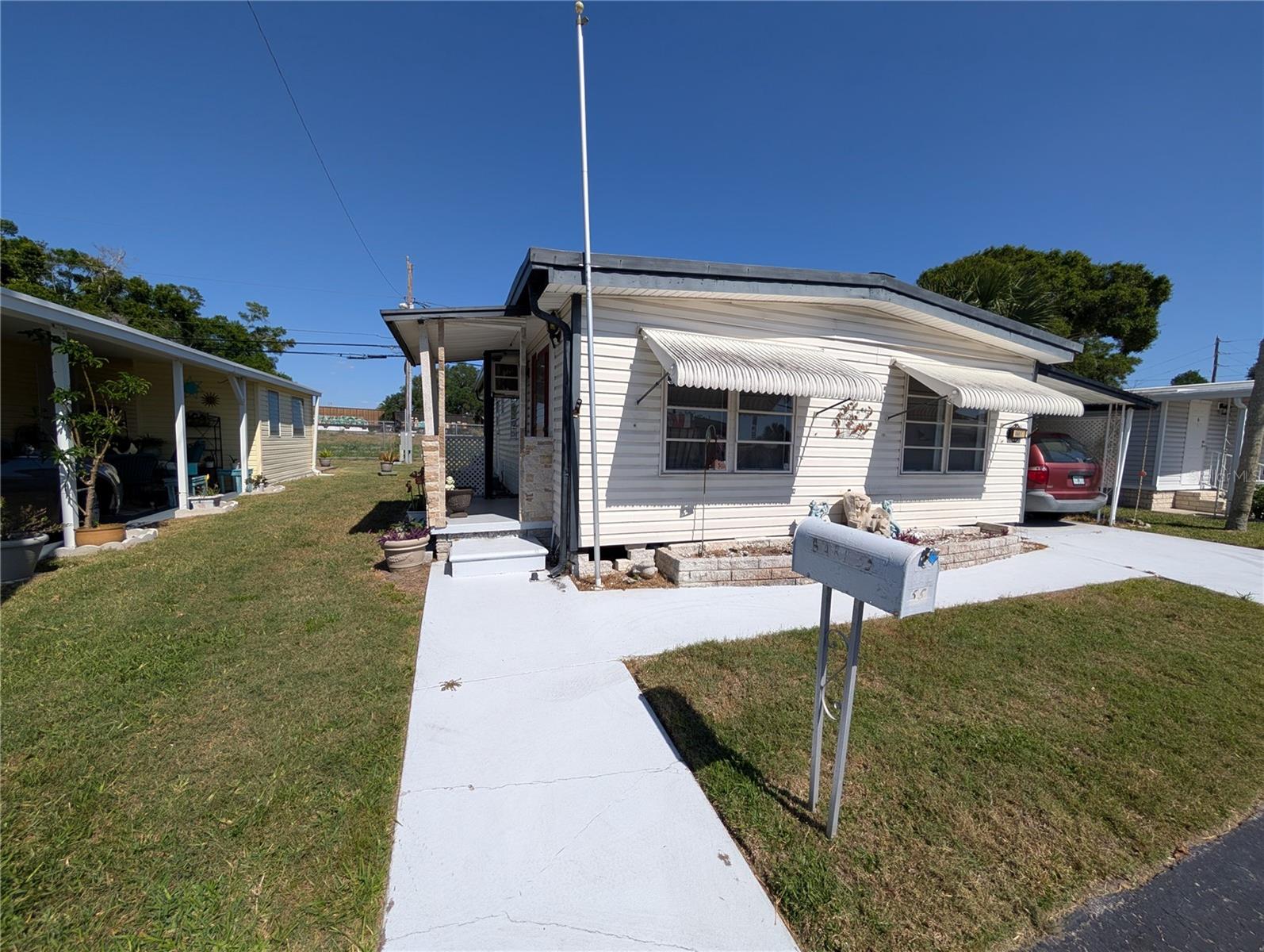 Image 2 of 14 For 980 7th Street Nw 55