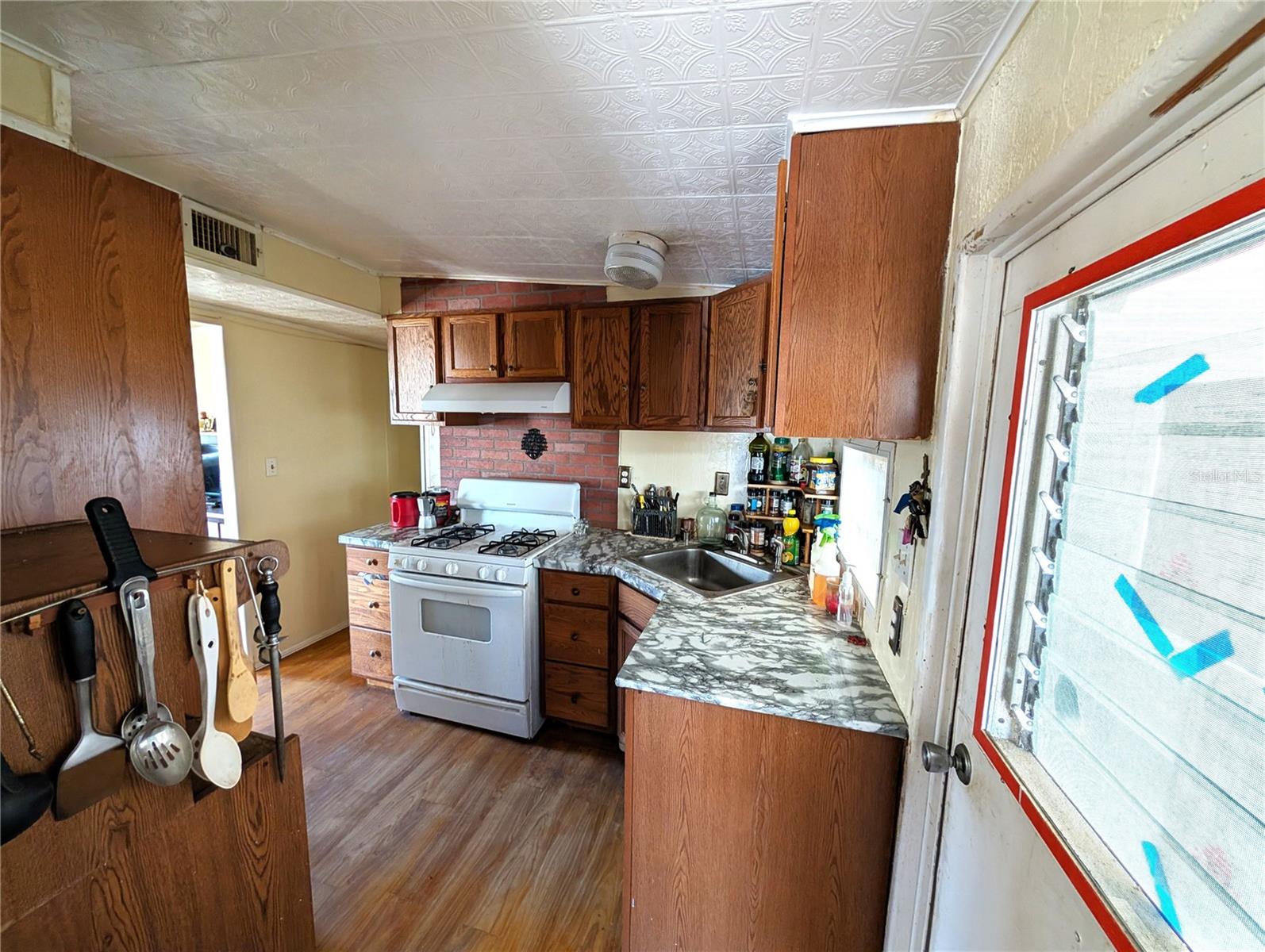Image 7 of 14 For 980 7th Street Nw 55
