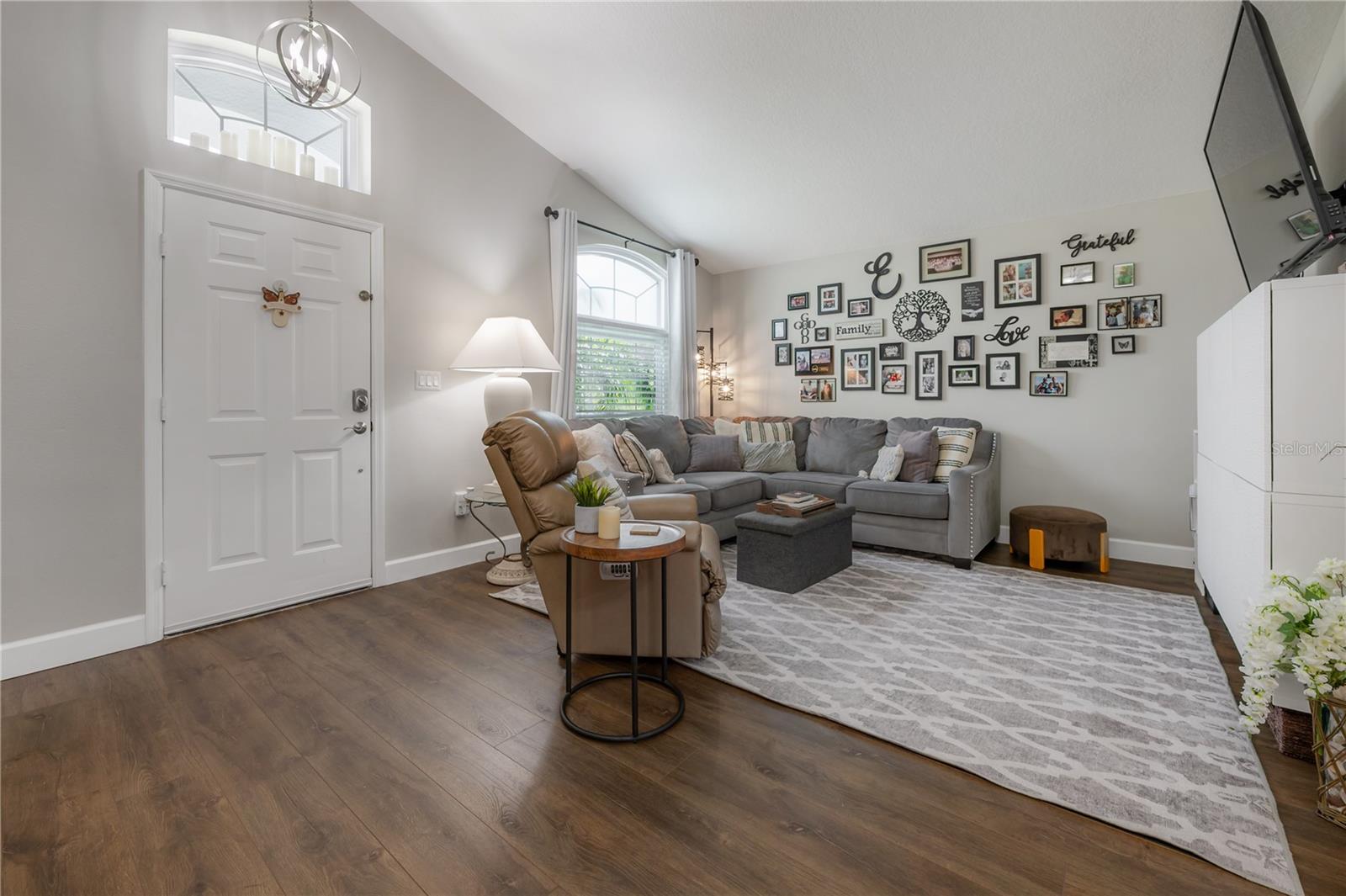 Image 5 of 46 For 8507 Tiara Park Way