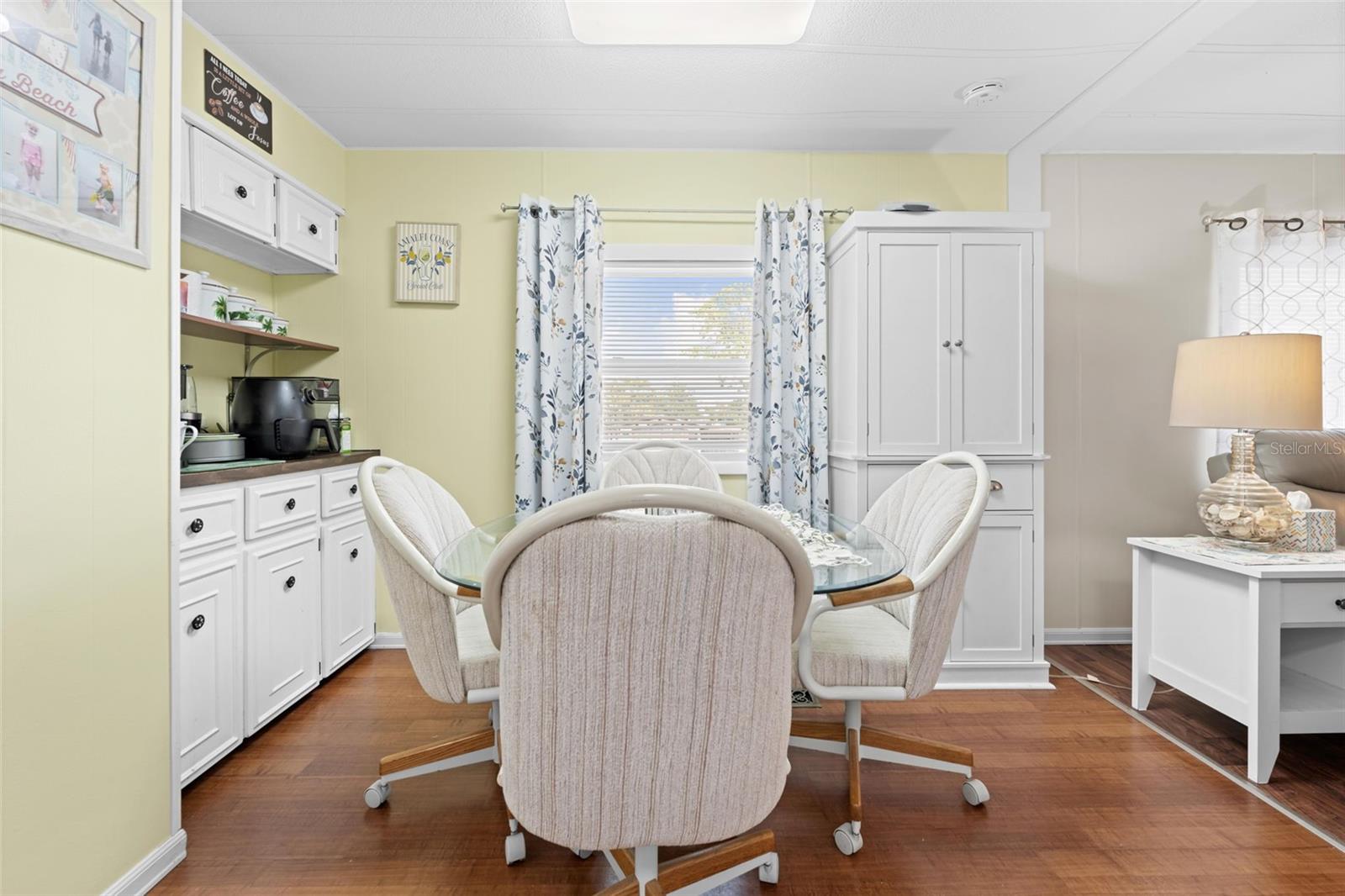 Image 18 of 48 For 8979 Highpoint Boulevard