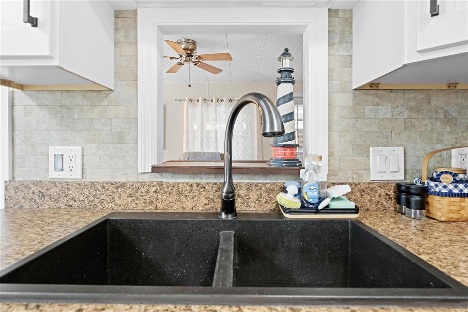 Image 19 of 48 For 8979 Highpoint Boulevard
