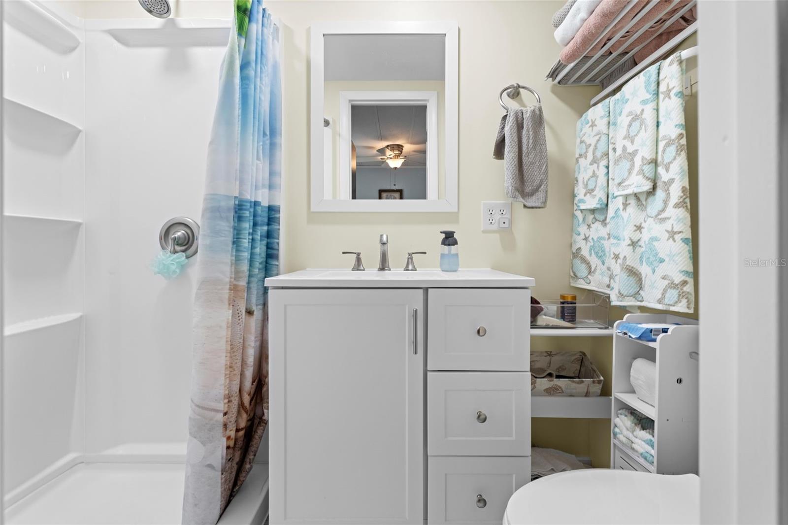 Image 34 of 48 For 8979 Highpoint Boulevard