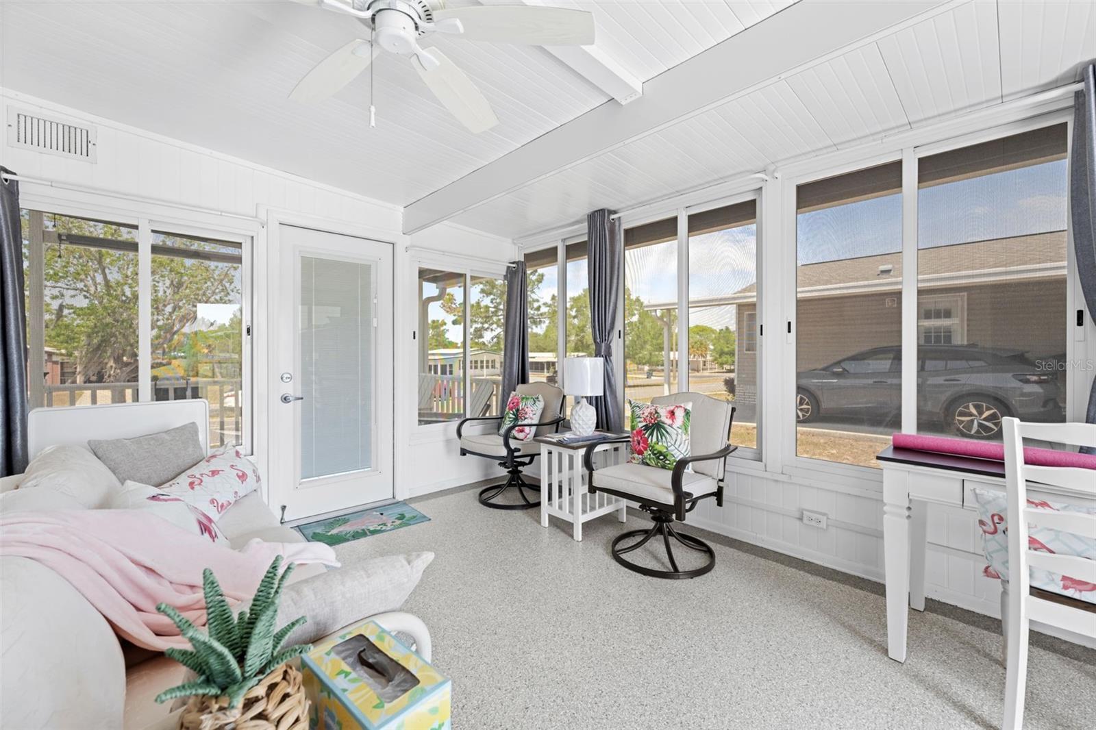 Image 37 of 48 For 8979 Highpoint Boulevard